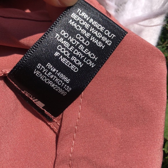 🩶5/$30 BKE Red Brand Dusty Rose Pink Criss Cross Short Sleeve Top Size Small NEW - Picture 8 of 12